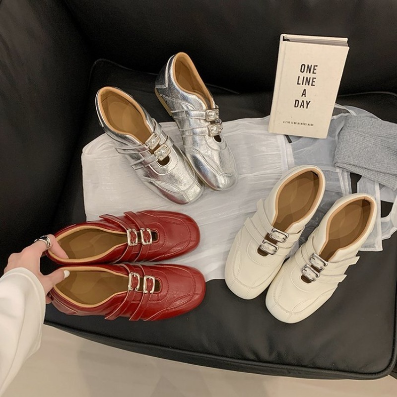 أحذية نسائية عصرية بمقدمة مستد - مراجعة Women'S Fashion Walking Shoes وسعره