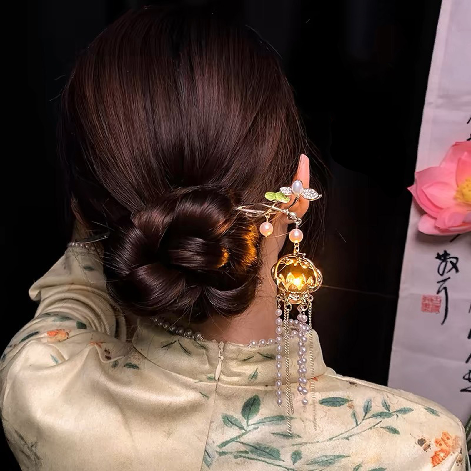 دبوس شعر معدني أنيق وعصري بتصم - مراجعة Women Fashion Hub وسعره