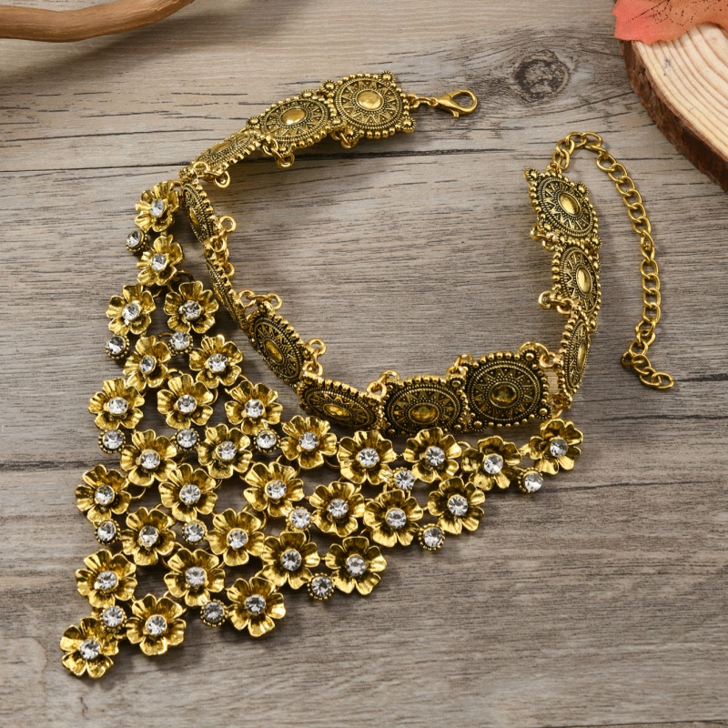 قلادة جديدة 2026 بتصميم مصري ع - مراجعة Women Fashion Egypt وسعره